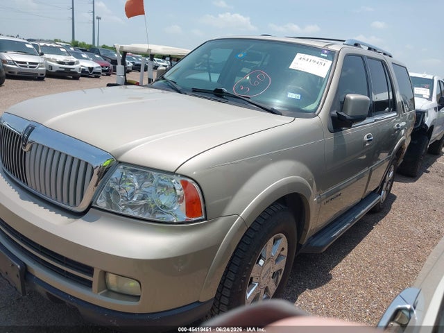 Продажа на аукционе авто 2006 Lincoln Navigator Luxury/ultimate, vin: 5LMFU27526LJ14402, номер лота: 45419451
