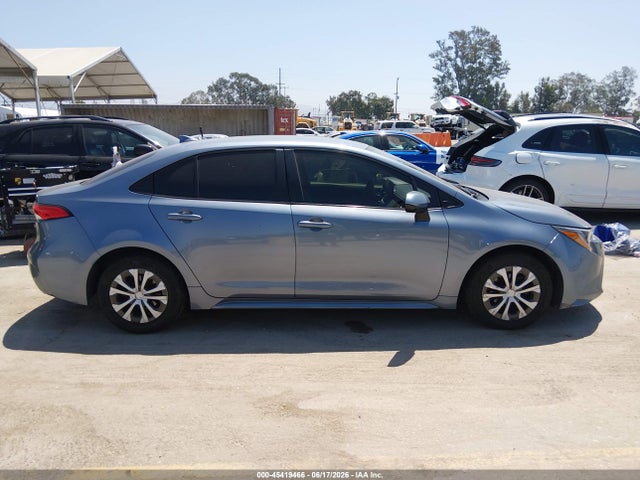 JTDEAMDE1NJ040749 Toyota Corolla Hybrid Le