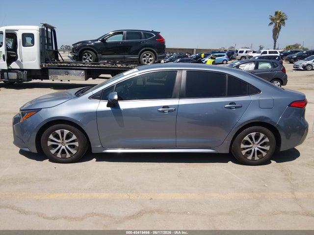 JTDEAMDE1NJ040749 Toyota Corolla Hybrid Le