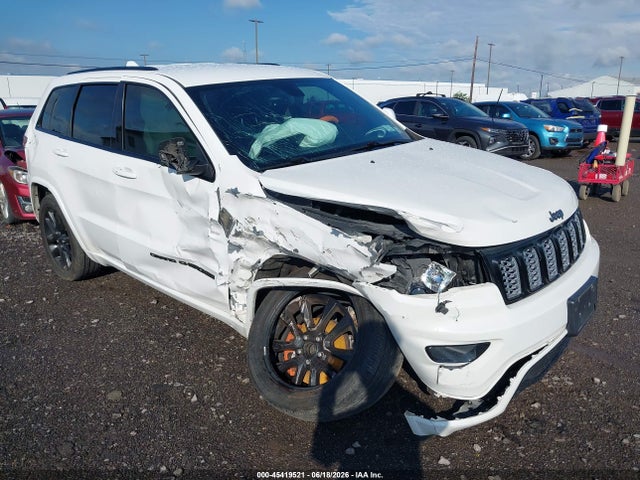 Продажа на аукционе авто 2018 Jeep Grand Cherokee Altitude 4x4, vin: 1C4RJFAG6JC258820, номер лота: 45419521