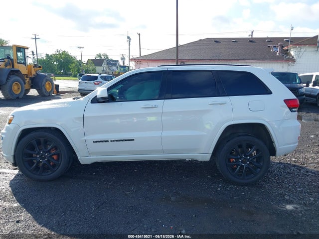 Продажа на аукционе авто 2018 Jeep Grand Cherokee Altitude 4x4, vin: 1C4RJFAG6JC258820, номер лота: 45419521