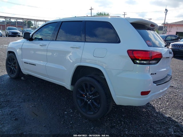 Продажа на аукционе авто 2018 Jeep Grand Cherokee Altitude 4x4, vin: 1C4RJFAG6JC258820, номер лота: 45419521