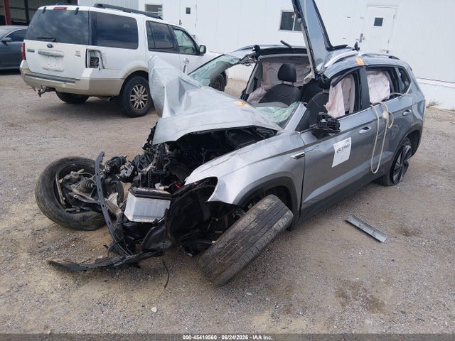 45419560 :رقم المزاد ، 3VVVX7B27RM041097 vin ، 2024 Volkswagen Taos 1.5t Se مزاد بيع
