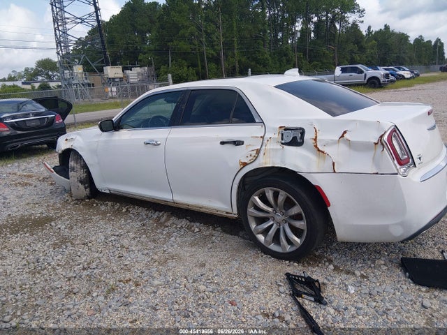 Chrysler 300 Limited 2019 2C3CCAEG1KH634193 Image 15