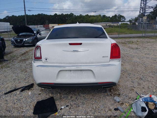 Chrysler 300 Limited 2019 2C3CCAEG1KH634193 Image 17