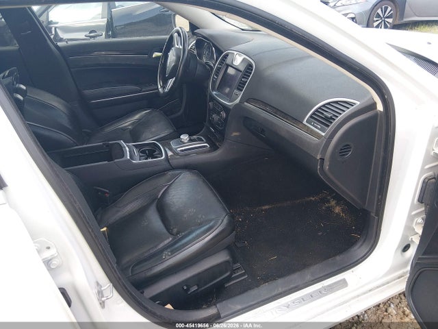 Chrysler 300 Limited 2019 2C3CCAEG1KH634193 Image 5