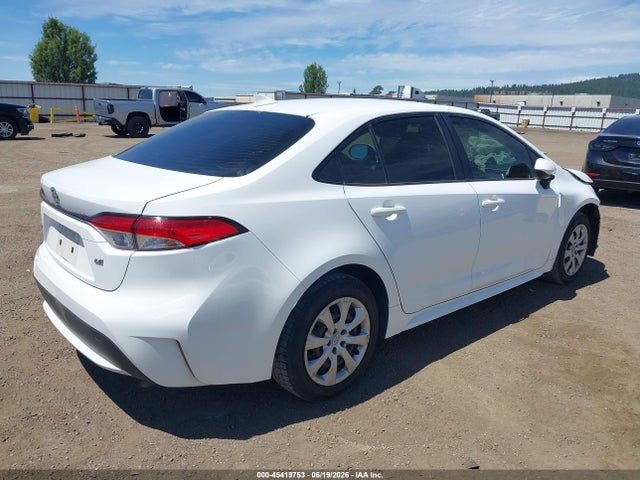JTDEPRAE5LJ040458 Toyota COROLLA LE