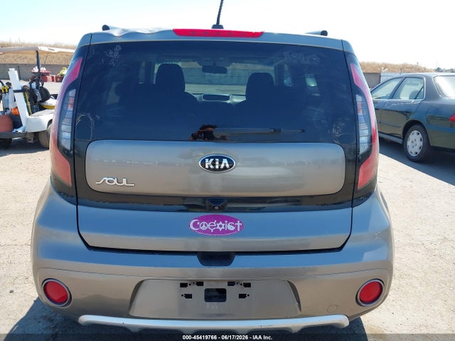 KIA SOUL + 2018 KNDJP3A5XJ7530478 Image 16
