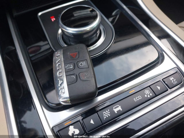 Продажа на аукционе авто 2017 Jaguar Xf 35t Premium, vin: SAJBD4BV5HCY35679, номер лота: 45419821
