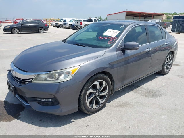 Auction sale of the 2017 Honda Accord Ex-l, vin: 1HGCR2F83HA092725, lot number: 45419850