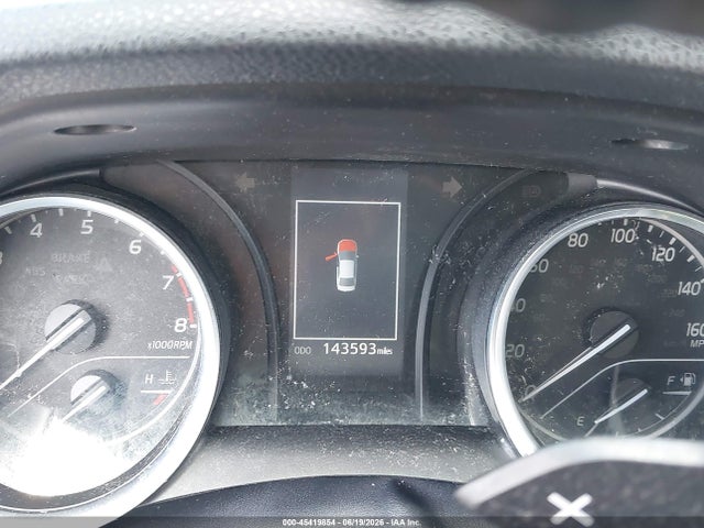 4T1B11HK8JU523919 Toyota CAMRY SE