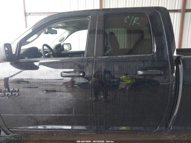 Продаж на аукціоні авто 2022 Ram 1500 Classic Tradesman  4x4 6'4 Box, vin: 1C6RR7FGXNS158892, номер лоту: 45419880