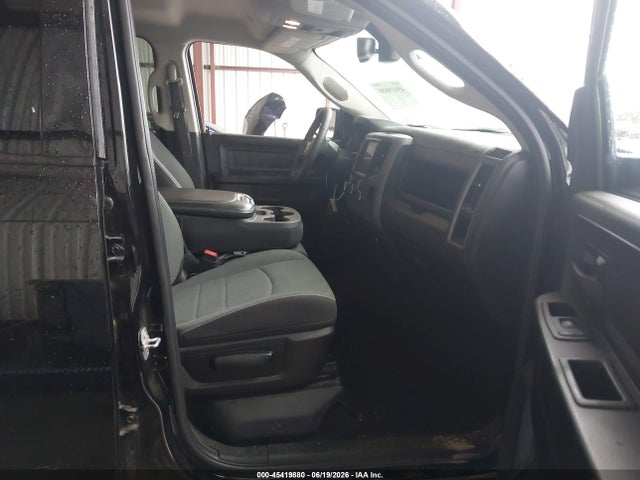 Продаж на аукціоні авто 2022 Ram 1500 Classic Tradesman  4x4 6'4 Box, vin: 1C6RR7FGXNS158892, номер лоту: 45419880
