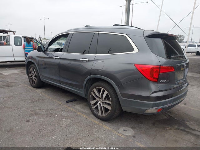 Honda Pilot Touring 2017 5FNYF5H99HB045579 Image 3