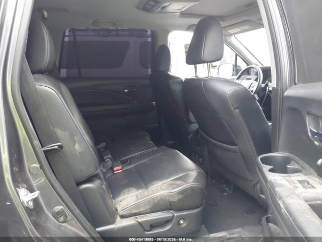 Honda Pilot Touring 2017 5FNYF5H99HB045579 Image 8