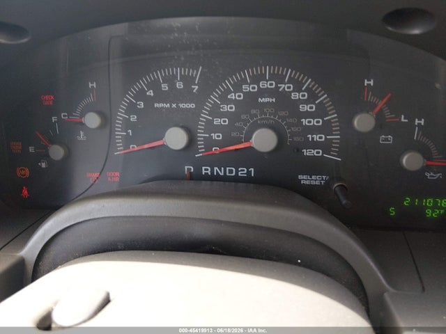 Auction sale of the 2004 Ford Expedition Xls, vin: 1FMRU13W24LB67901, lot number: 45419913