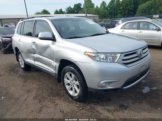 Aukcja sprzedaży 2013 Toyota Highlander Se V6, vin: 5TDBK3EH6DS256830, numer aukcji: 45419929