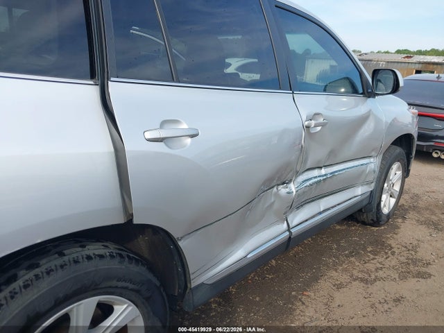 Aukcja sprzedaży 2013 Toyota Highlander Se V6, vin: 5TDBK3EH6DS256830, numer aukcji: 45419929