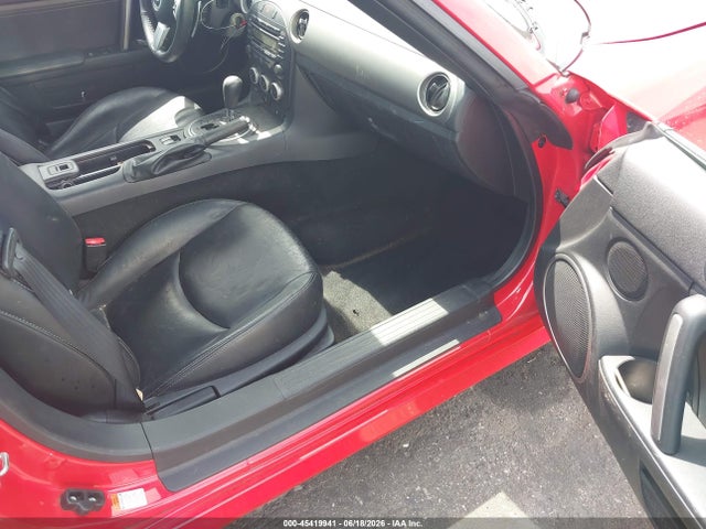 Продаж на аукціоні авто 2011 Mazda Mx-5 Miata Grand Touring, vin: JM1NC2PF5B0216402, номер лоту: 45419941