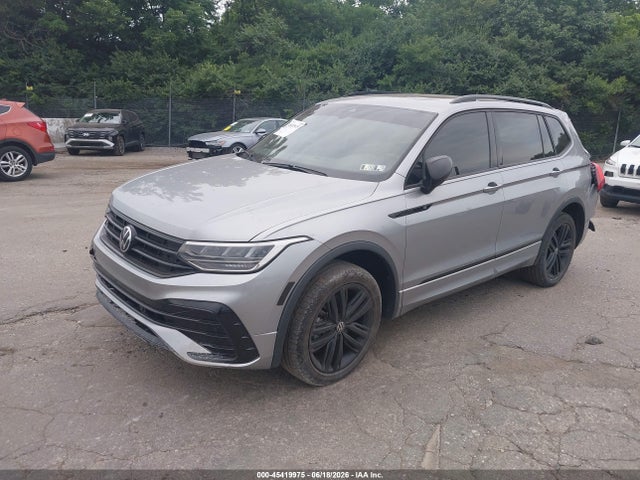 3VV8B7AX7NM166989 Volkswagen Tiguan 2.0t Se R-line Black