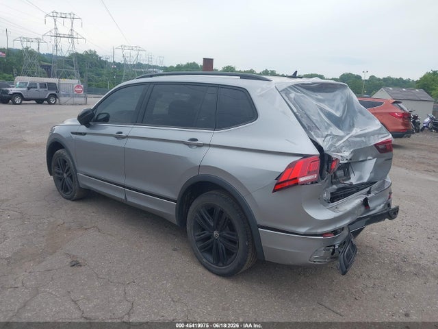 3VV8B7AX7NM166989 Volkswagen Tiguan 2.0t Se R-line Black