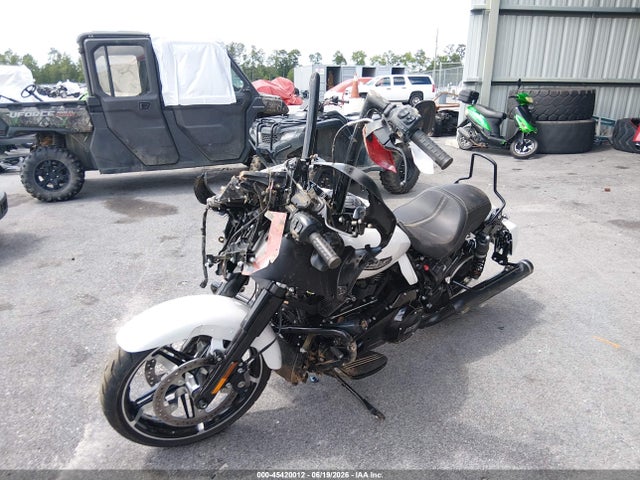 Harley-Davidson FLTRX 2025 1HD1KH711SB631745 Image 2