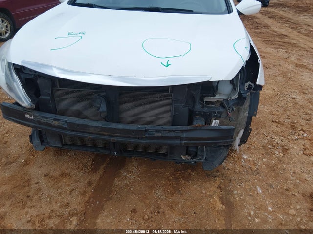 Продажа на аукционе авто 2014 Hyundai Sonata Gls, vin: 5NPEB4AC0EH878733, номер лота: 45420013