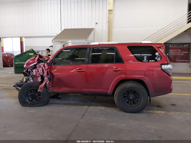 45420017 :رقم المزاد ، JTEBU5JR5G5314856 vin ، 2016 Toyota 4runner Sr5 مزاد بيع
