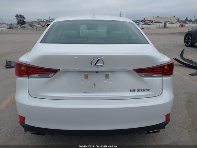 Lexus IS 200T 2017 JTHBA1D23H5050220 Image 17