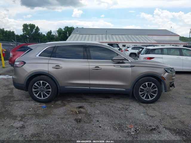 Lincoln Nautilus Standard 2020 2LMPJ6J90LBL35144 Image 13