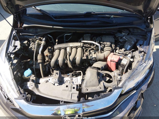 Honda FIT LX 2019 3HGGK5H47KM720023 Image 10