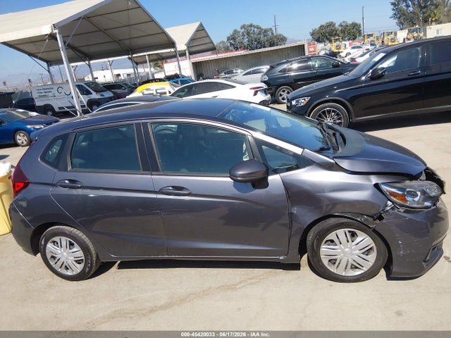 Honda FIT LX 2019 3HGGK5H47KM720023 Image 13