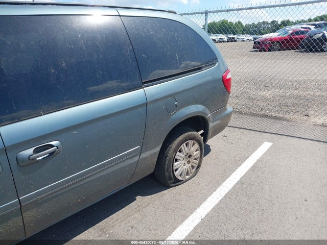 45420072 :رقم المزاد ، 2C4GP44R55R542881 vin ، 2005 Chrysler Town & Country Lx مزاد بيع