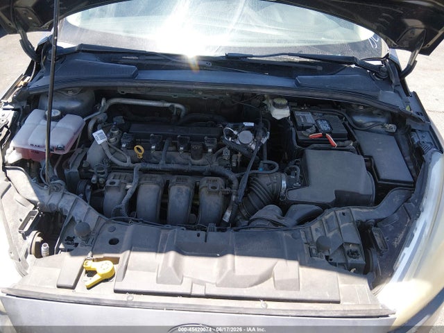 Ford FOCUS SE 2017 1FADP3K22HL231799 Image 10