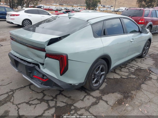 KIA K4 Lxs 2025 3KPFT4DE8SE010512 Image 4