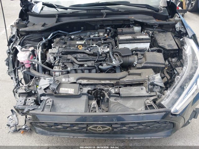 2024 Toyota Corolla Cross L მანქანა იყიდება აუქციონზე, vin: 7MUAAABG9RV109770, აუქციონის ნომერი: 45420118