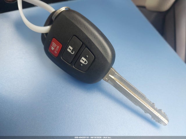 2024 Toyota Corolla Cross L მანქანა იყიდება აუქციონზე, vin: 7MUAAABG9RV109770, აუქციონის ნომერი: 45420118