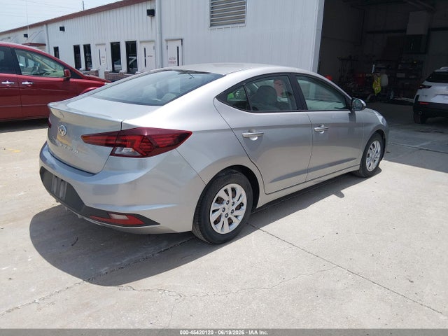 Hyundai ELANTRA SE 2020 5NPD74LFXLH613593 Image 4