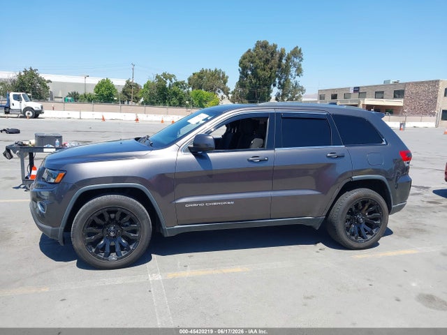1C4RJEAG9FC646819 Jeep Grand Cherokee Laredo