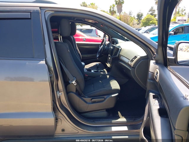 1C4RJEAG9FC646819 Jeep Grand Cherokee Laredo