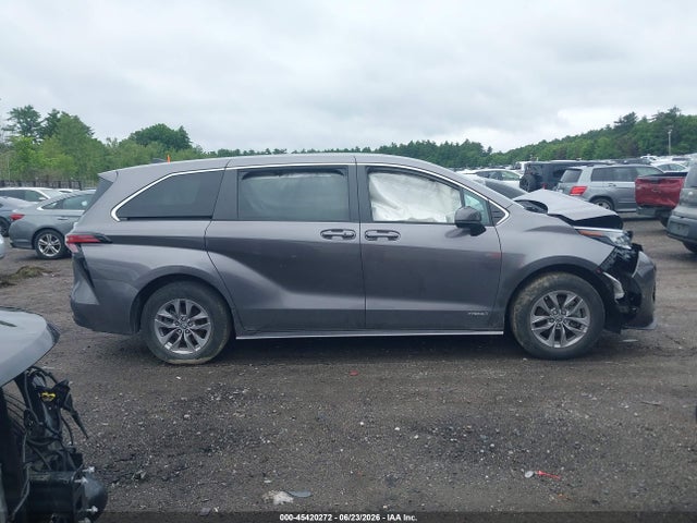 Toyota SIENNA LE 2021 5TDKRKECXMS056544 Image 13