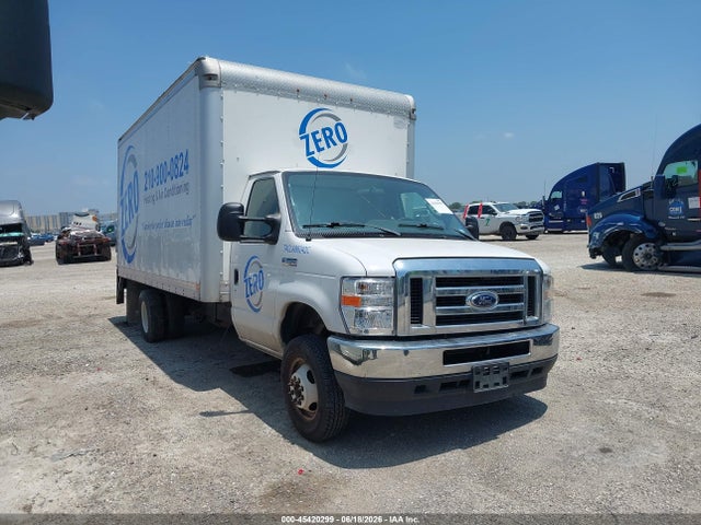 Продаж на аукціоні авто 2022 Ford E-series Cutaway, vin: 1FDWE3FKXNDC02359, номер лоту: 45420299