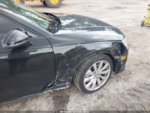 Audi A4 PREMIUM 2017 WAUGNAF47HN015896 Image 17
