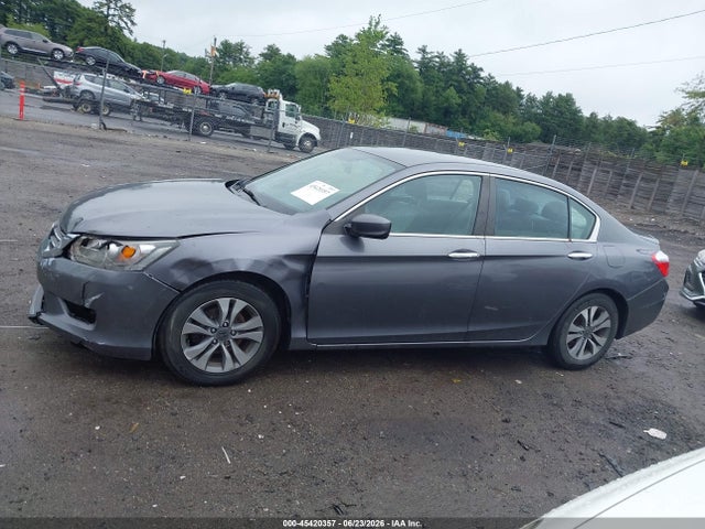 45420357 :رقم المزاد ، 1HGCR2F30FA267028 vin ، 2015 Honda Accord Lx مزاد بيع