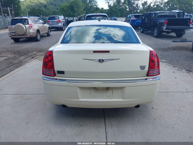 45420370 :رقم المزاد ، 2C3KA63H58H251487 vin ، 2008 Chrysler 300c Hemi مزاد بيع