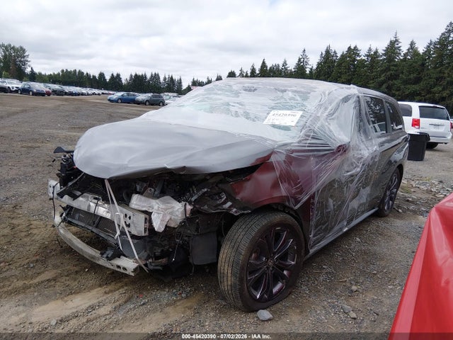 Toyota Sienna Xse 2021 5TDXRKEC9MS020527 Image 2