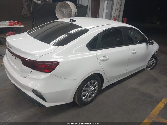 KIA FORTE LX 2024 3KPF24AD2RE750551 Image 4