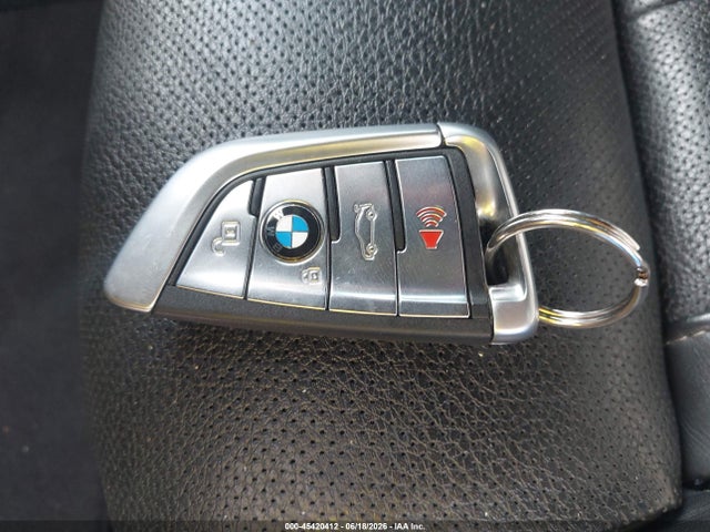 WBA7E2C58GG548085 BMW 740I