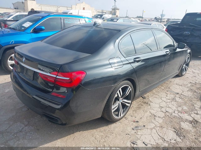 WBA7E2C58GG548085 BMW 740I