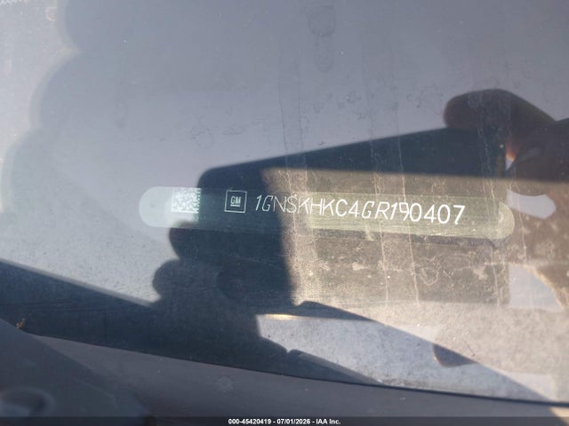 Продажа на аукционе авто 2016 Chevrolet Suburban Lt, vin: 1GNSKHKC4GR190407, номер лота: 45420419